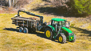 John Deere traktor in PALMS prikolica