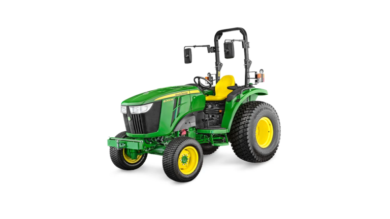 Večnamenski traktor 4066M v studiu