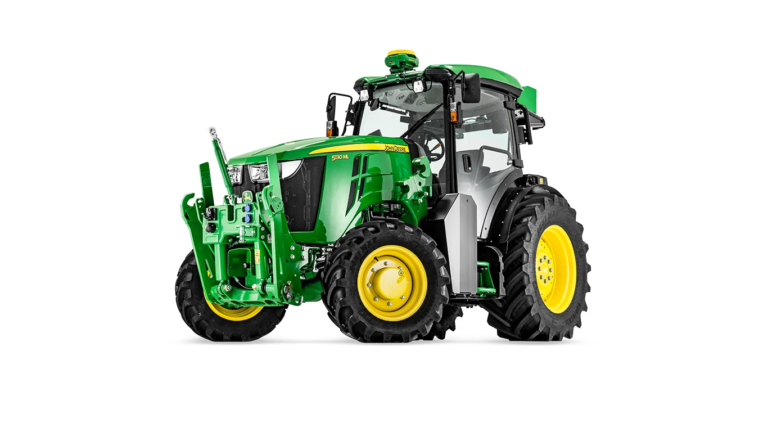 Studijska slika sprednjega levega pogleda na večnamenski traktor 5130ML.
