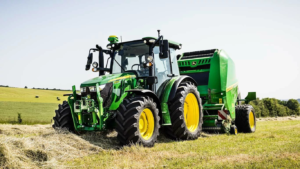 Traktor 5075M z balirko