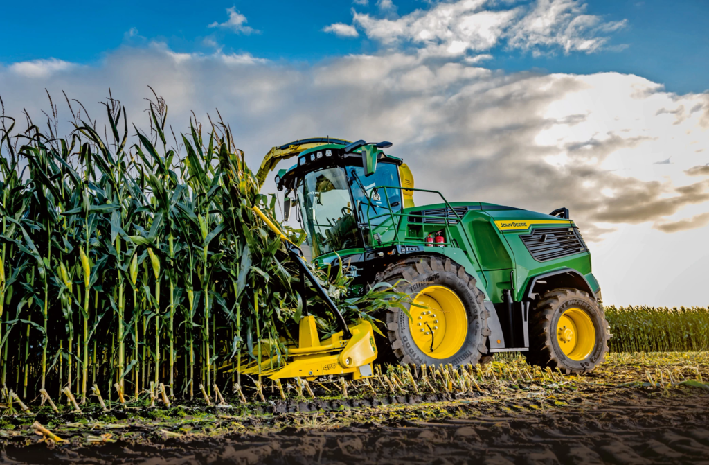 F9 600