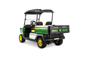 Pogled z zadnje desne strani na vozilo John Deere Gator GS z električnim motorjem, ki prikazuje keson in dva sedeža pod črno streho.